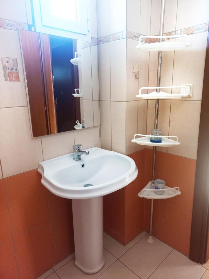 Evis Maisonette With Sea View Флогита Экстерьер фото