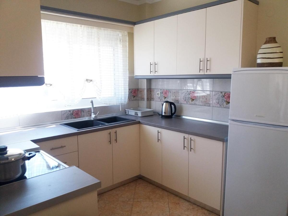 Evis Maisonette With Sea View Флогита Экстерьер фото
