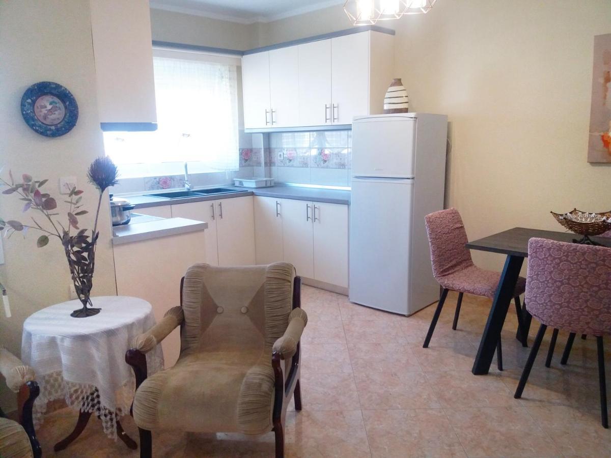 Evis Maisonette With Sea View Флогита Экстерьер фото